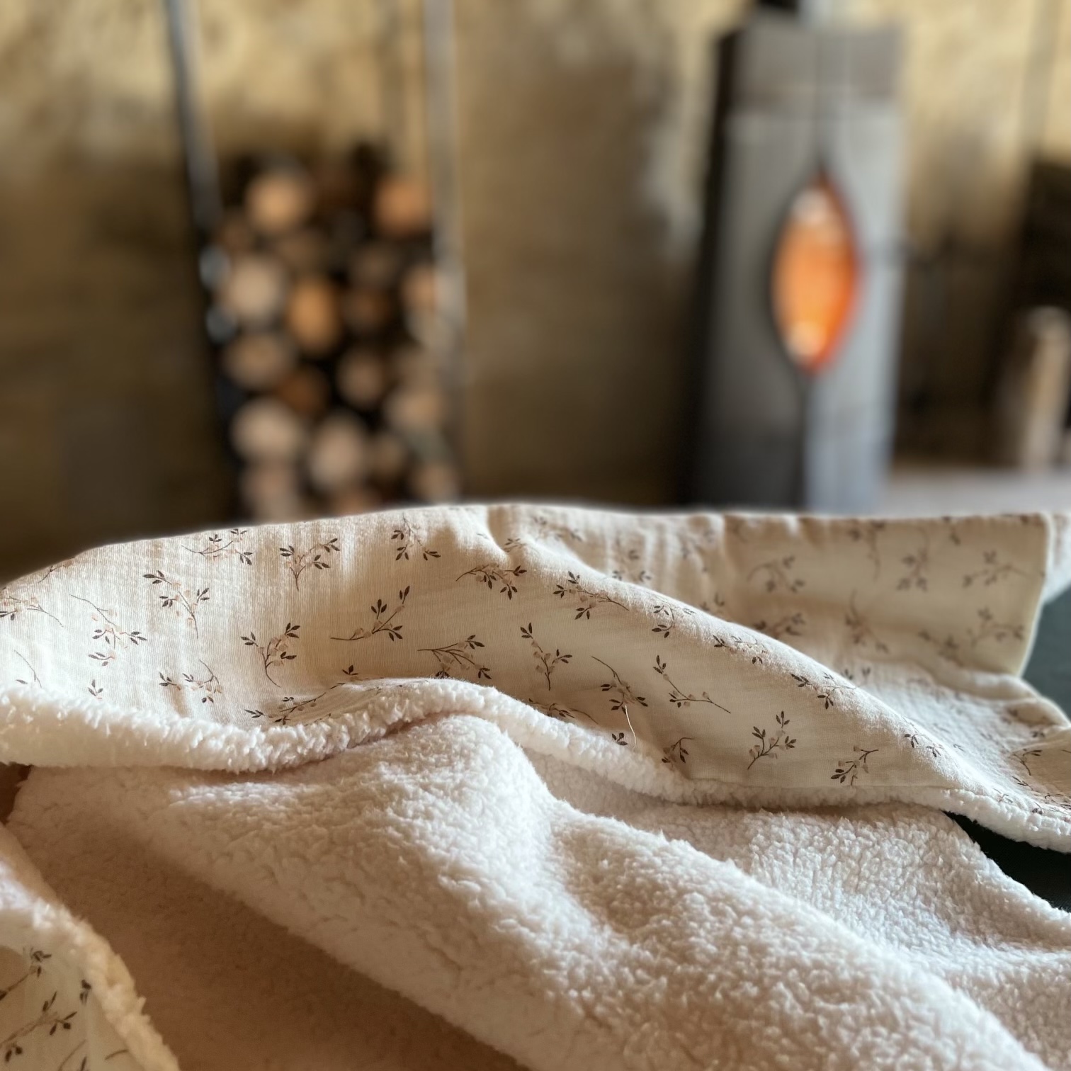 Couverture plaid bébé chaude fait main en France en gaze de coton